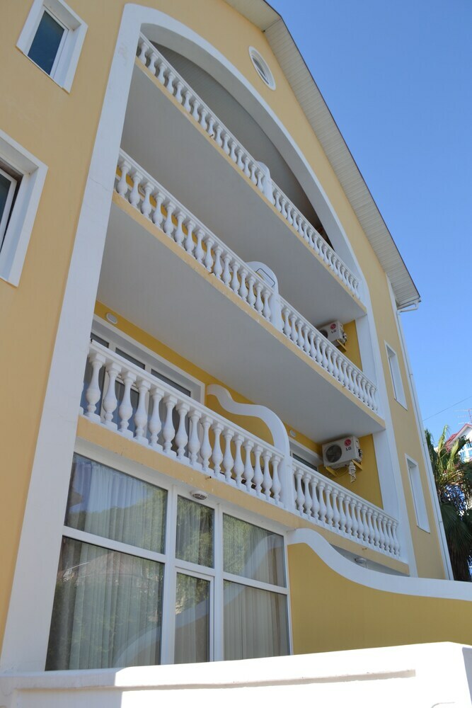Medovaya Hotel