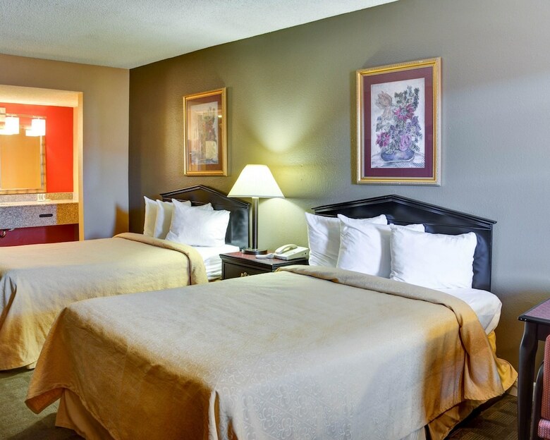 Motel Quality Inn & Suites