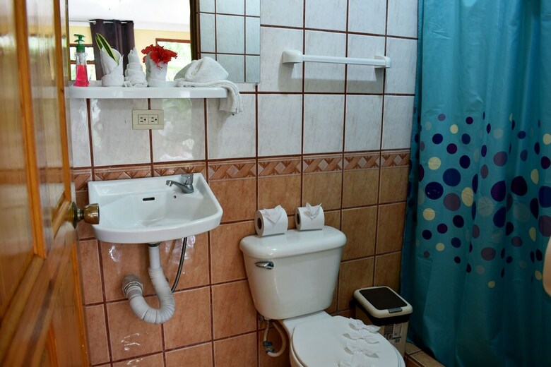 Hotel Quepos Para�so