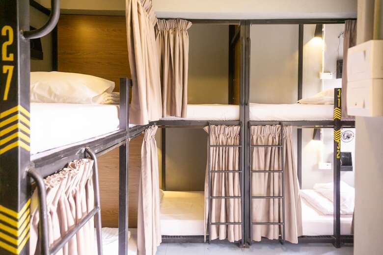 Hostal Traveller Bunker Hostel 1