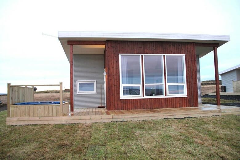 Blue View Cabin 4a (Seasonal Hot Tub)