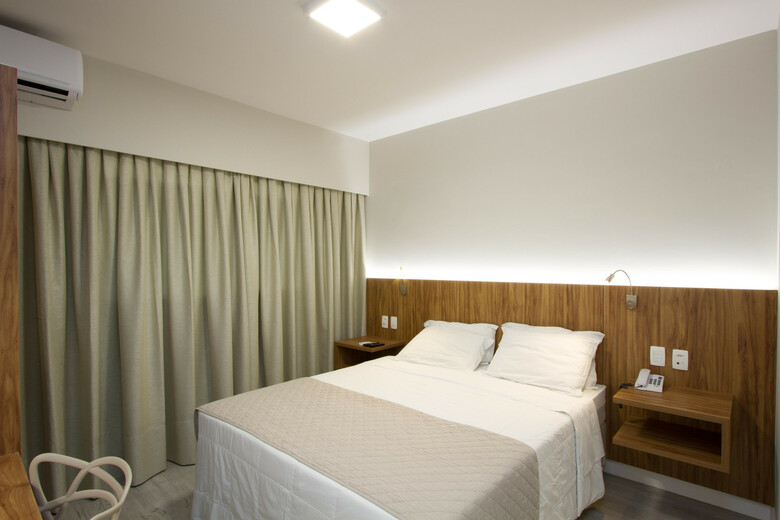 Hotel Le Canard Joinville