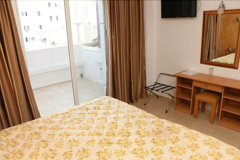 Hotel Yasmine