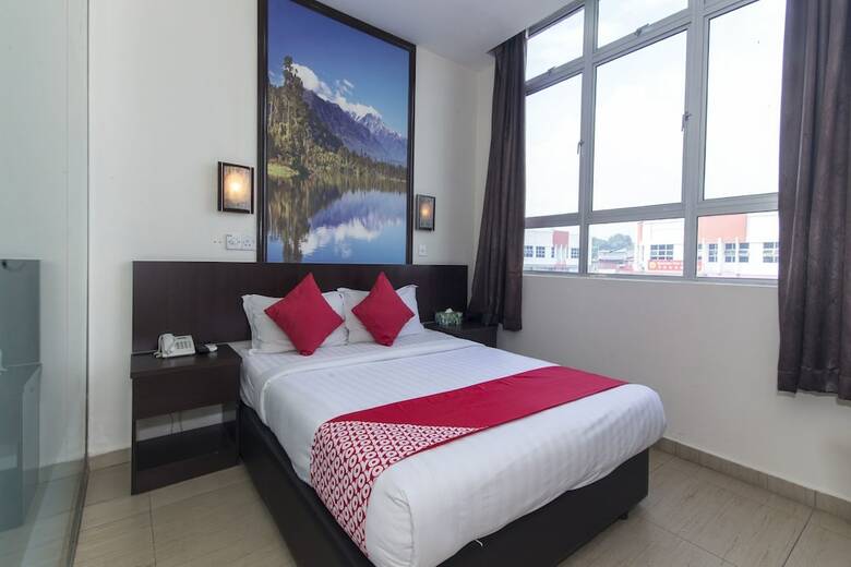Oyo 498 D&f Boutique Hotel Senawang