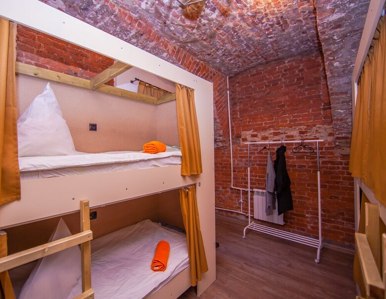 Hostal Proloft Hotel & Hostel