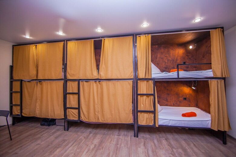 Hostal Proloft Hotel & Hostel