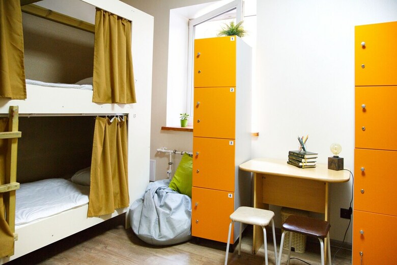 Hostal Proloft Hotel & Hostel