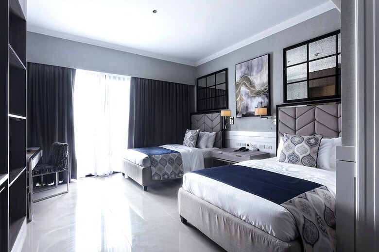 Hotel Stonehill Suites