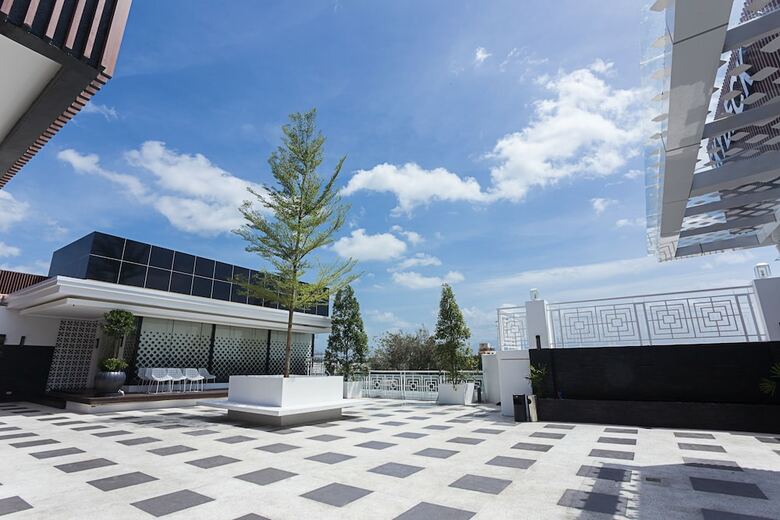 Hotel Stonehill Suites
