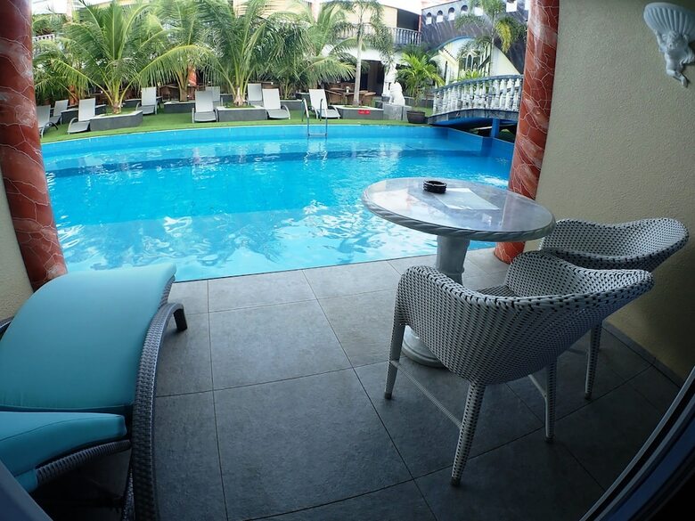 Roman Empire Panglao Boutique Hotel