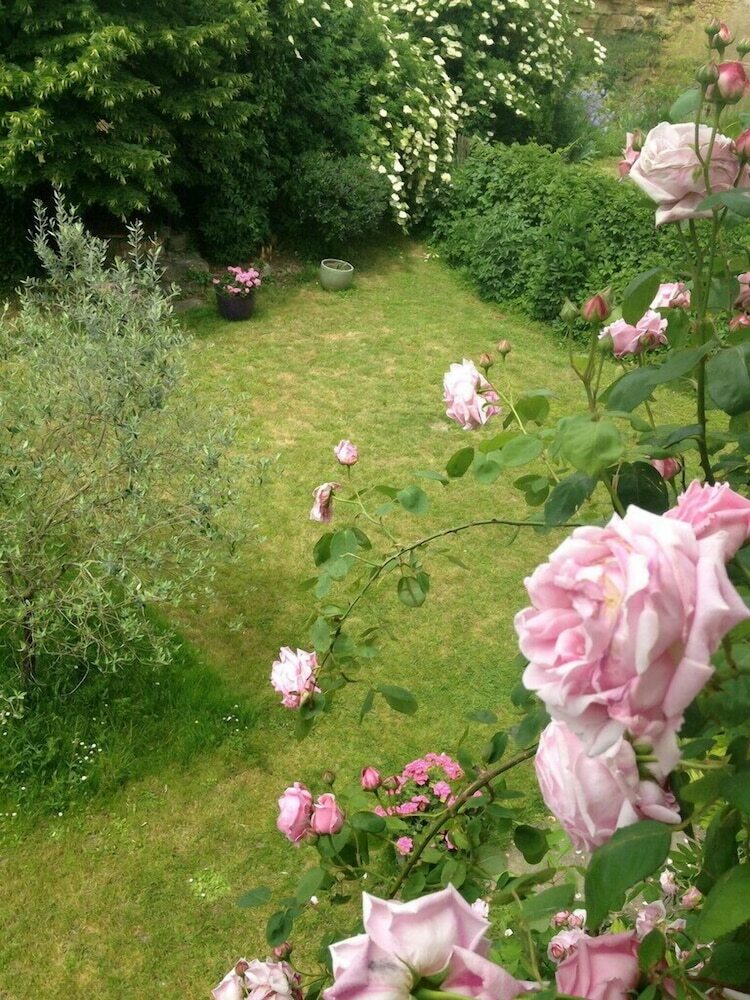 Bed & Breakfast L'arcane Du Bellay - Chambres D'h�tes de Charme