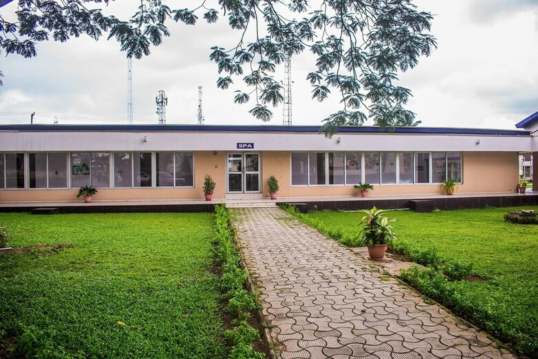 Dbi Guest House