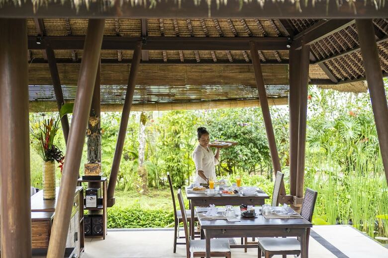 Bed & Breakfast Awan Biru Villas