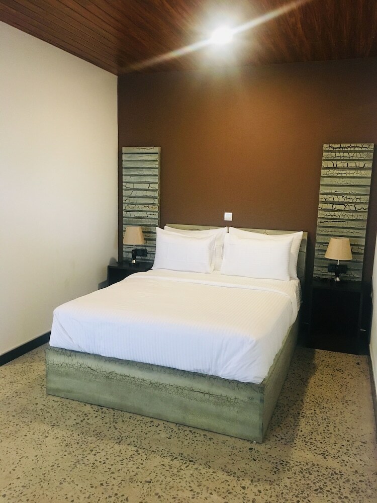 Bed & Breakfast Oyo 516 Hotel 198 Negombo