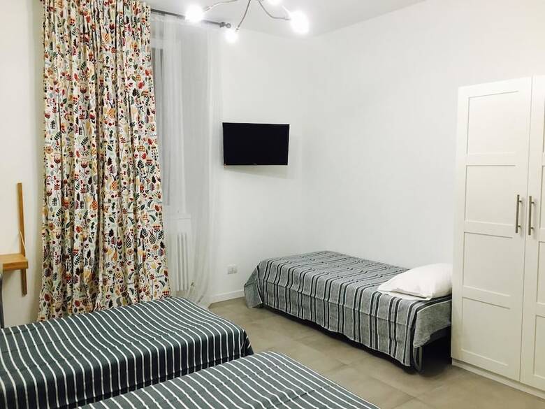Bed & Breakfast Room Center Station 2