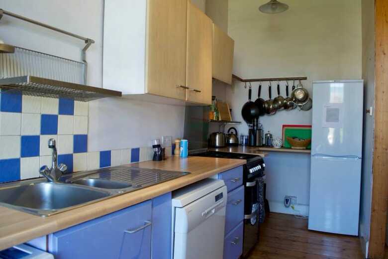 Apartamentos 2 Bedroom Central Home With King Beds Sleeps 4