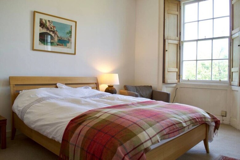 Apartamentos 2 Bedroom Central Home With King Beds Sleeps 4