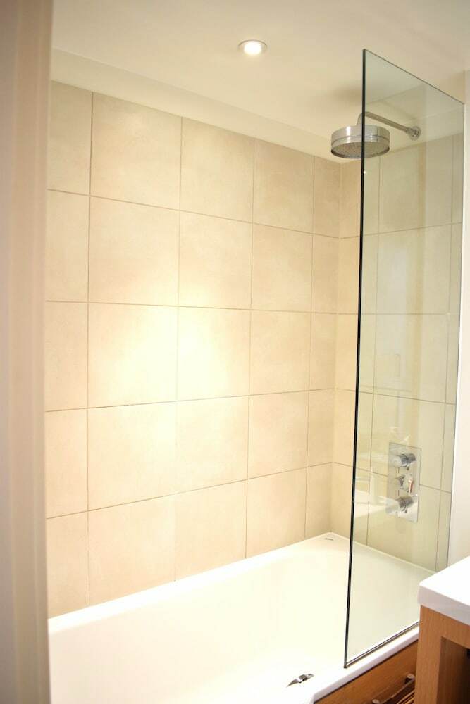 1 Bedroom Apartment In North London