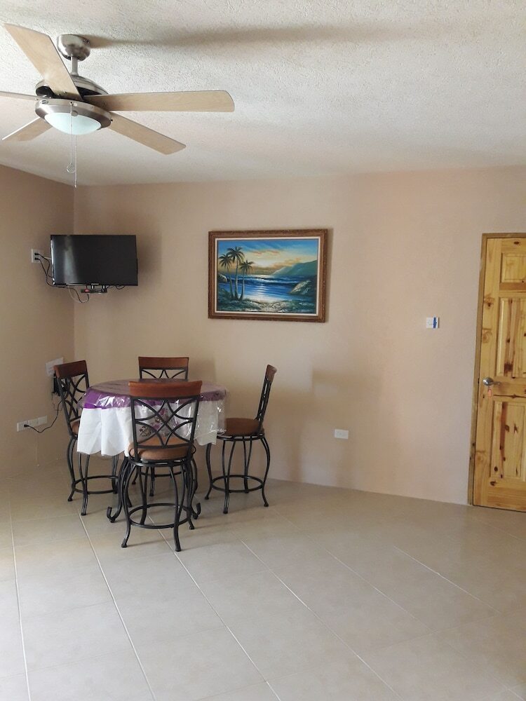 Apartamentos Manderley Villas - Near Crane Beach