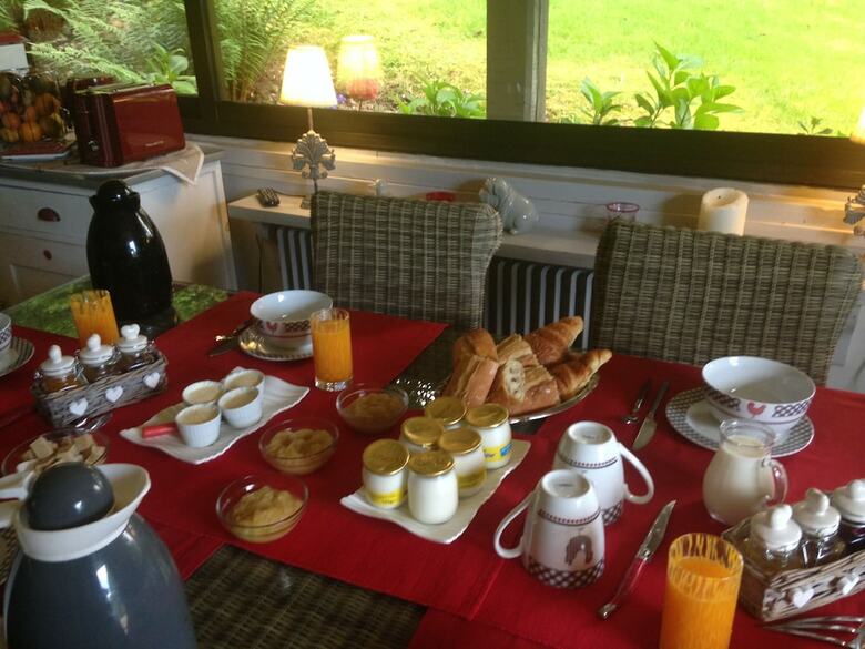 Bed & Breakfast Les Chaumi�res Du Pays D'auge