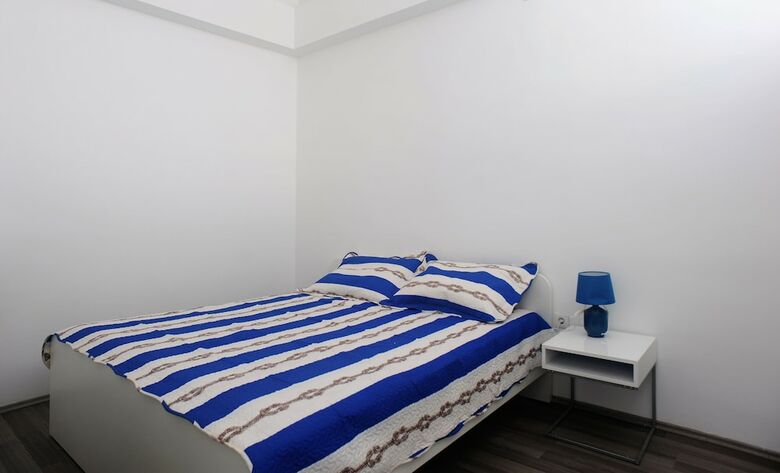 Apartments Josip