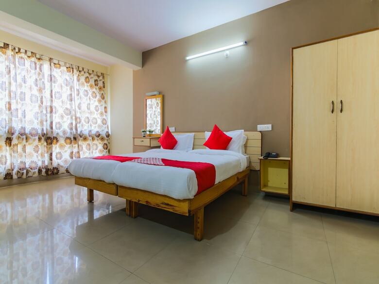 Oyo 18505 Hotel Rukmini