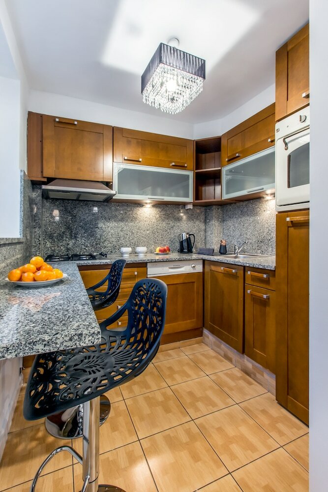 Clicktheflat Old Town Apartment