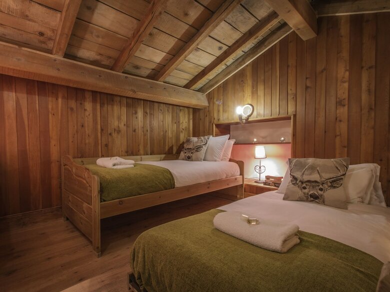 Chalet Bivouac By Chardons