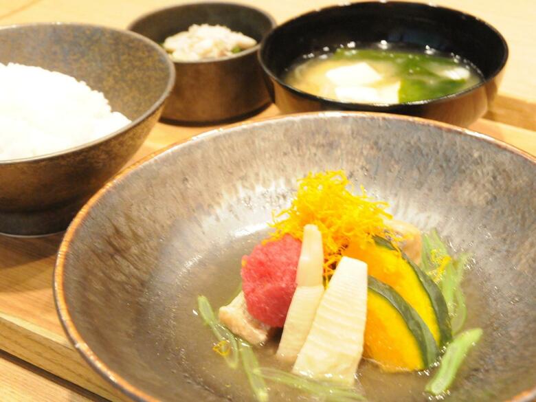 Apa Hotel Pride <kokkaigijidomae> National Diet Bldg.