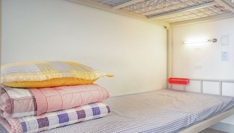 Hostal Sanbangsan Hot Spa Guesthouse - Hostel