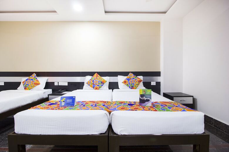 Hotel Fabexpress Gokul House