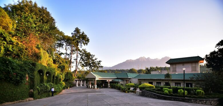 Hotel Country Resort By Ahrpl - Katra