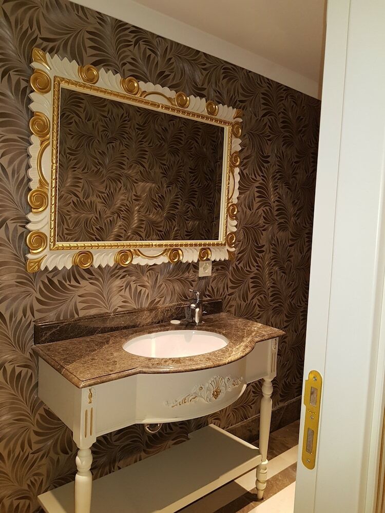 Grand Marcello Hotel