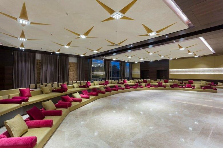 Hotel Binori
