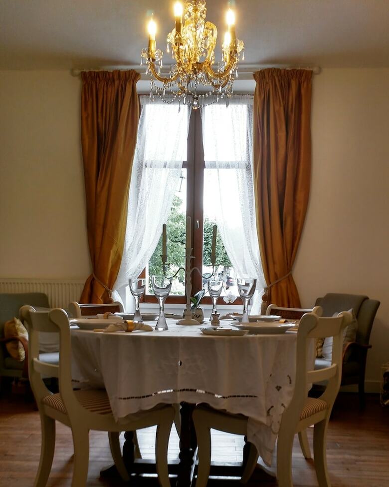 Bed & Breakfast Number 14