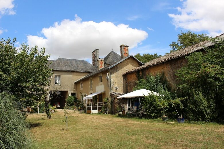 Bed & Breakfast Number 14