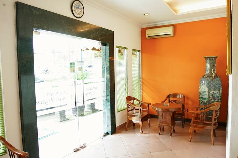 Hostal Oyo 236 Penginapan Rumah Hijau