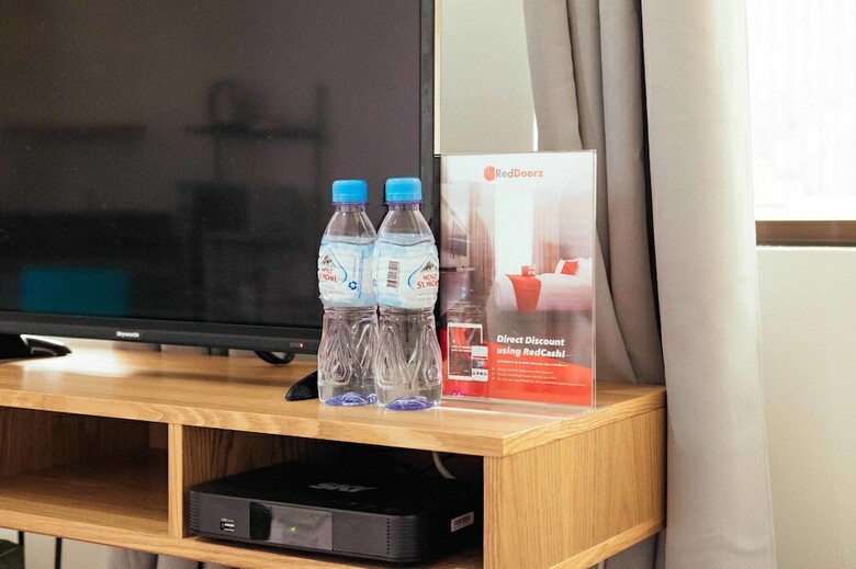 Hotel Reddoorz Plus @ Maria Christina Arcade