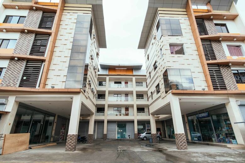 Hotel Reddoorz Plus @ Maria Christina Arcade