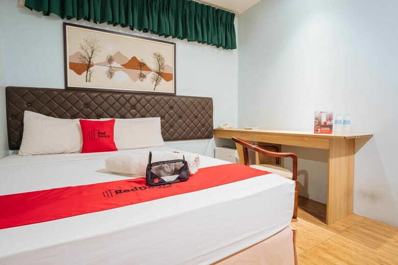Hotel Reddoorz Plus Near Cebu Capitol