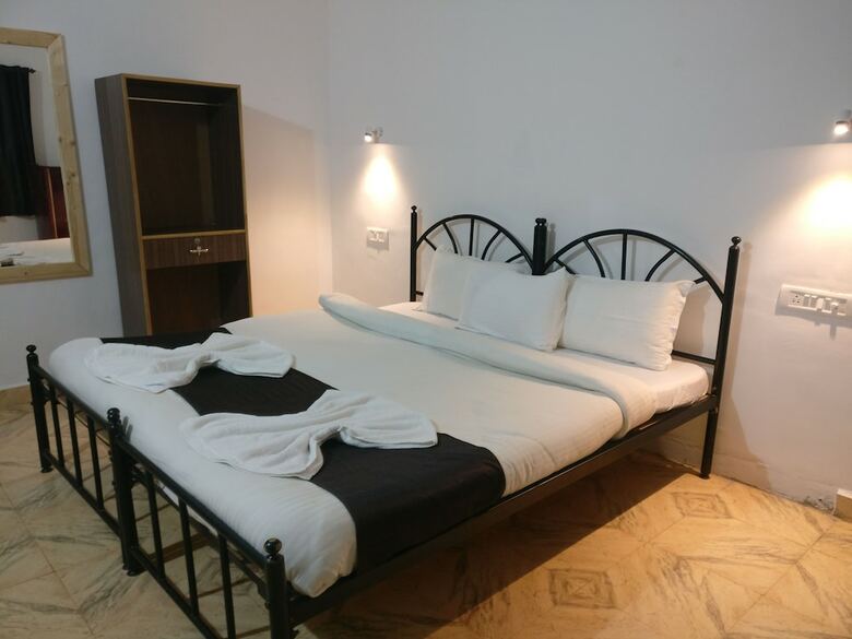 Hotel The Baga Village