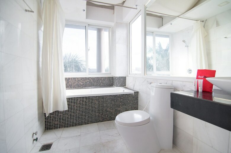 Hotel Reddoorz Plus Near Secc 2�
