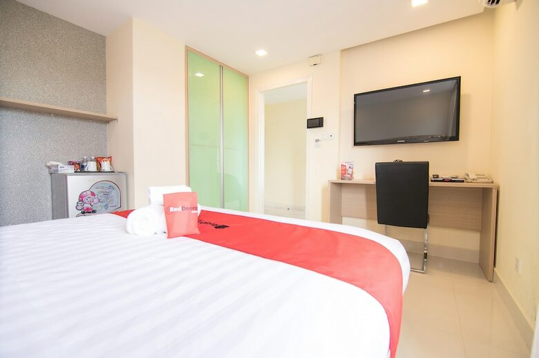 Hotel Reddoorz Plus Near Secc 2�