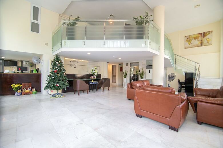 Hotel Reddoorz Plus Near Secc 2�