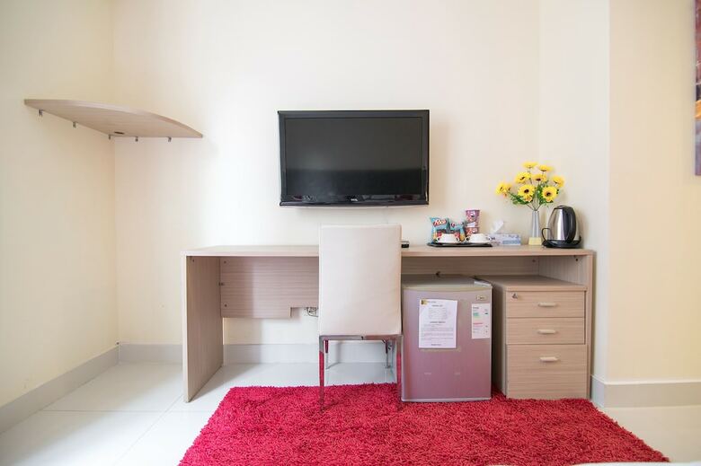 Hotel Reddoorz Plus Near Secc 2�