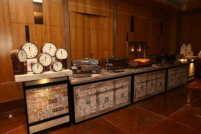 Hotel The Utsav Grand Banquets & Resort