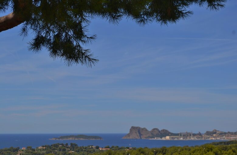 Gite Vue Mer - Near Plage Du Liouquet