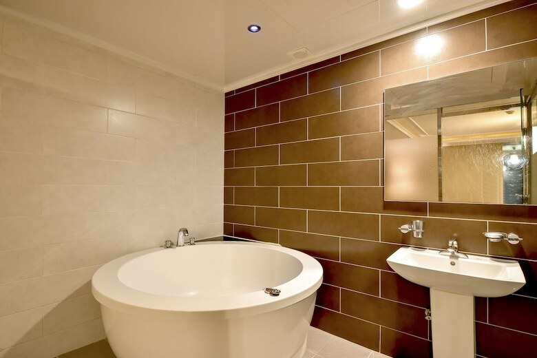 S-one Hotel