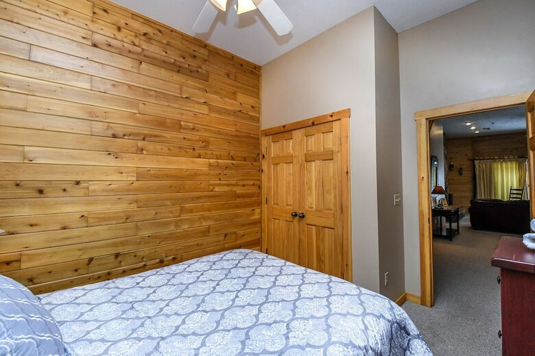 Cedar Shores Villa 4 Bedroom Townhome #08
