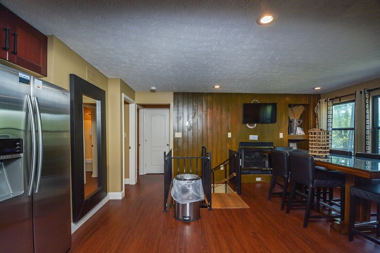 Loft Of Luxury 2 Bedroom Townhome